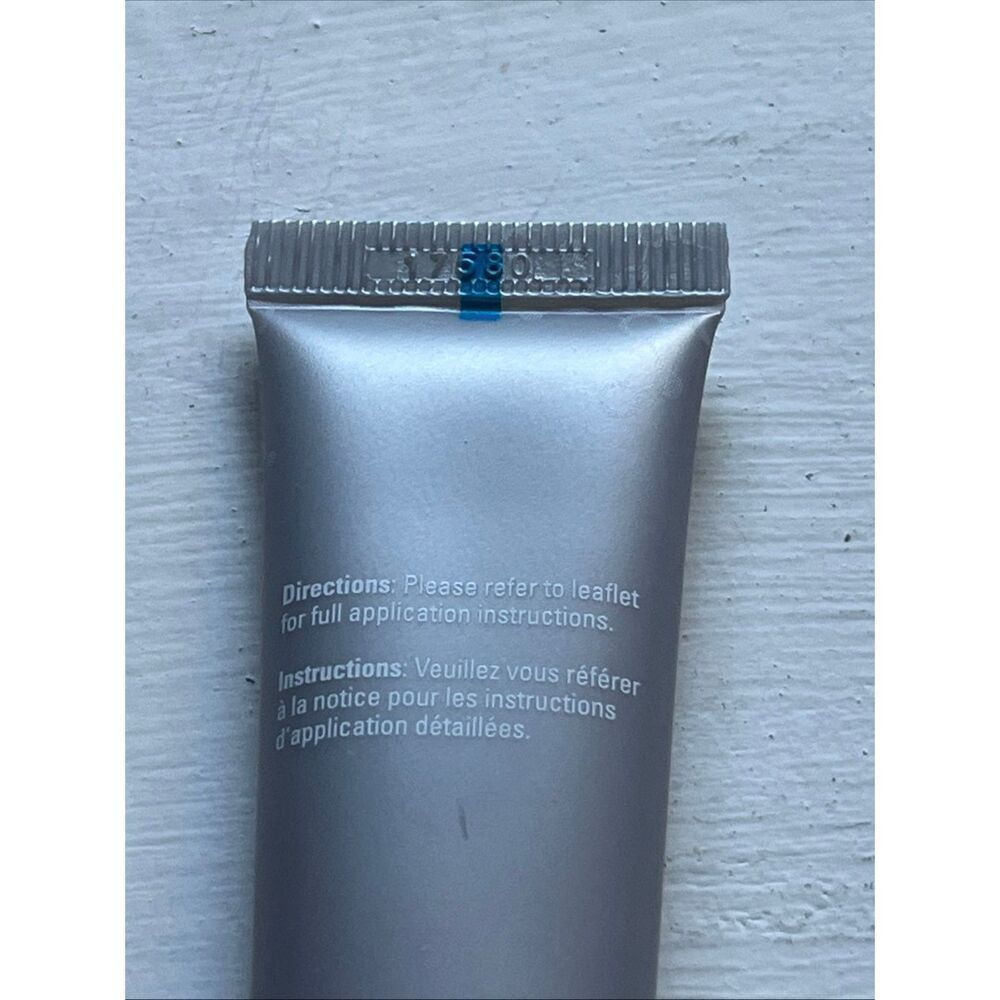 NIB Serious Skincare Insta TOX Instant Wrinkle Smoothing Serum Tightens Skin 0.7 - Picture 12 of 15